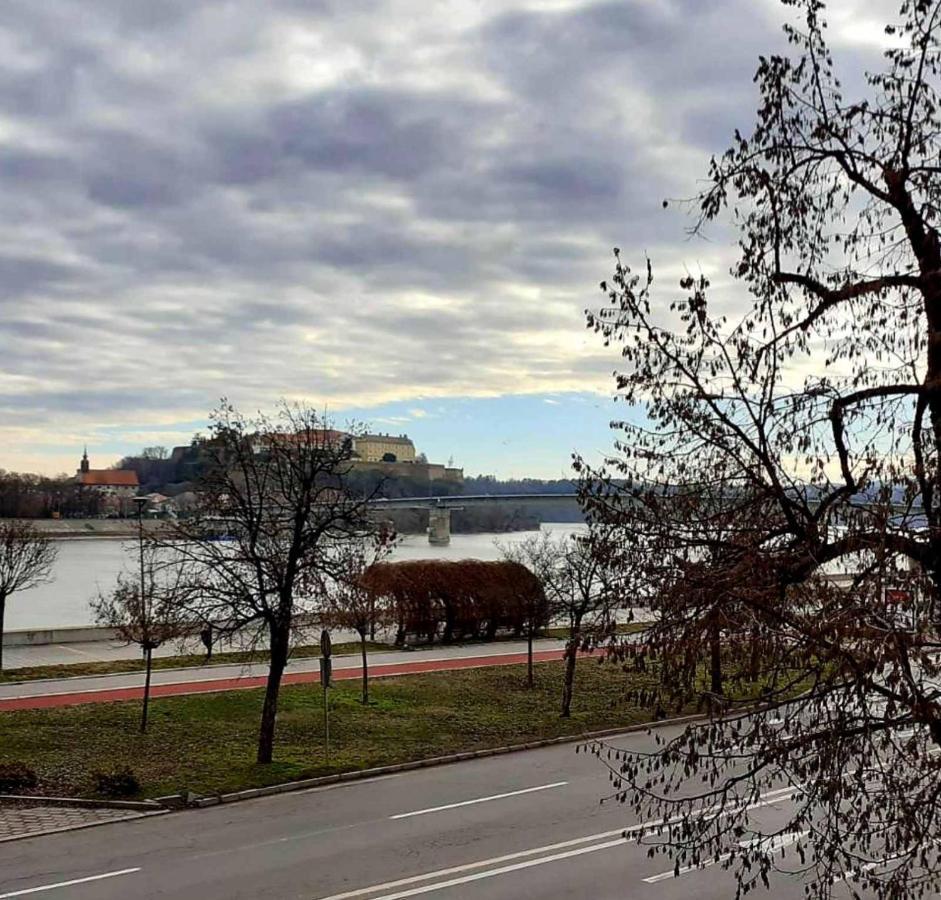 Apartman Danube Novi Sad Eksteriør bilde